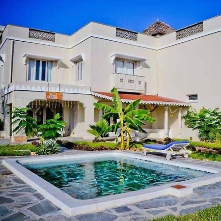 واتامو White Villa - Paparemo Beach المظهر الخارجي الصورة