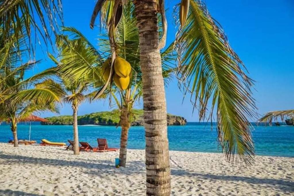 واتامو White Villa - Paparemo Beach المظهر الخارجي الصورة