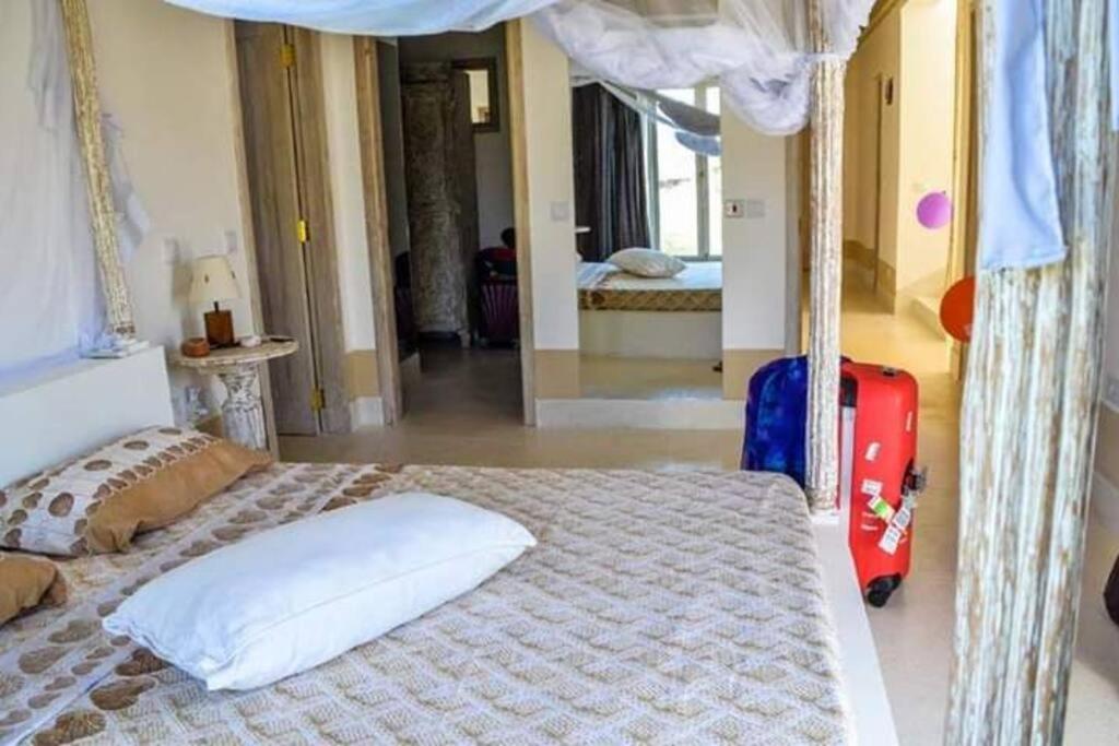 واتامو White Villa - Paparemo Beach المظهر الخارجي الصورة