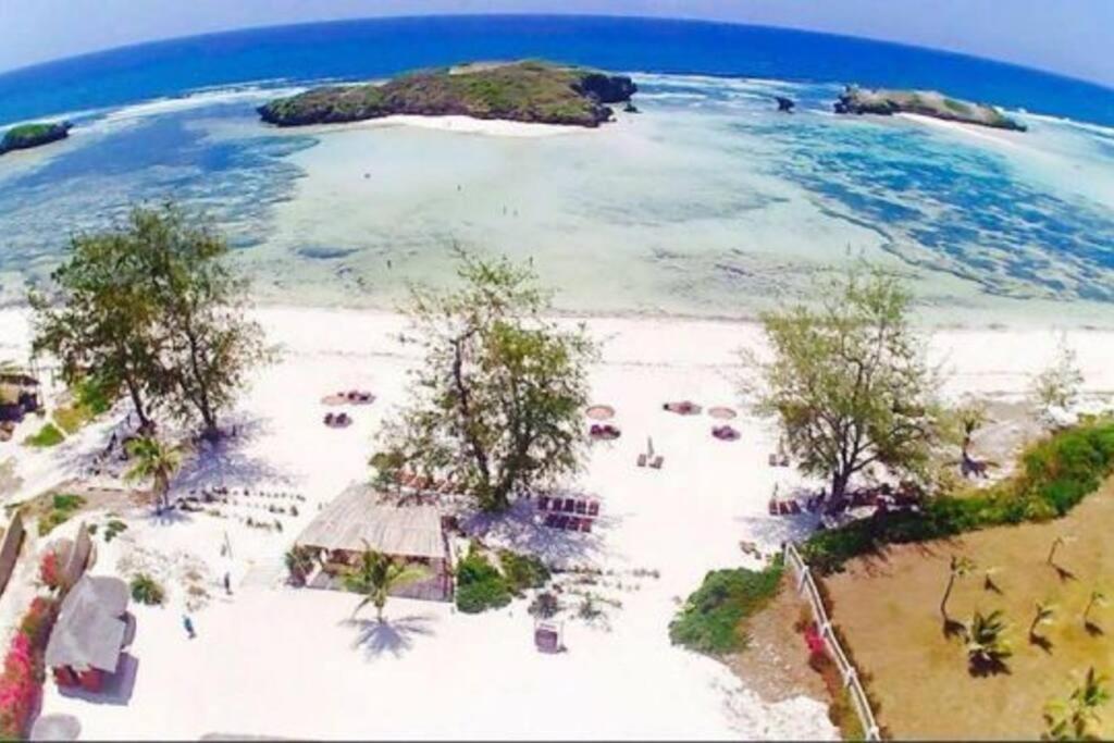واتامو White Villa - Paparemo Beach المظهر الخارجي الصورة